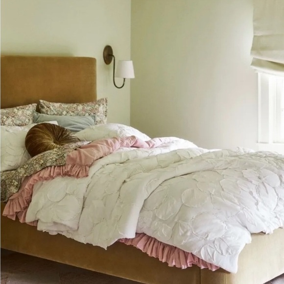 Anthropologie Alyssa Jersey Quilt in White Size Queen NWT - Picture 1 of 12